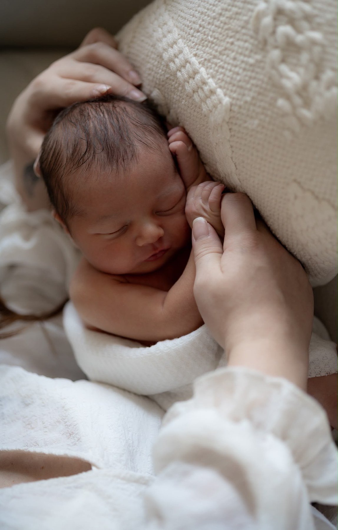 Newborn photography by Freya Photography