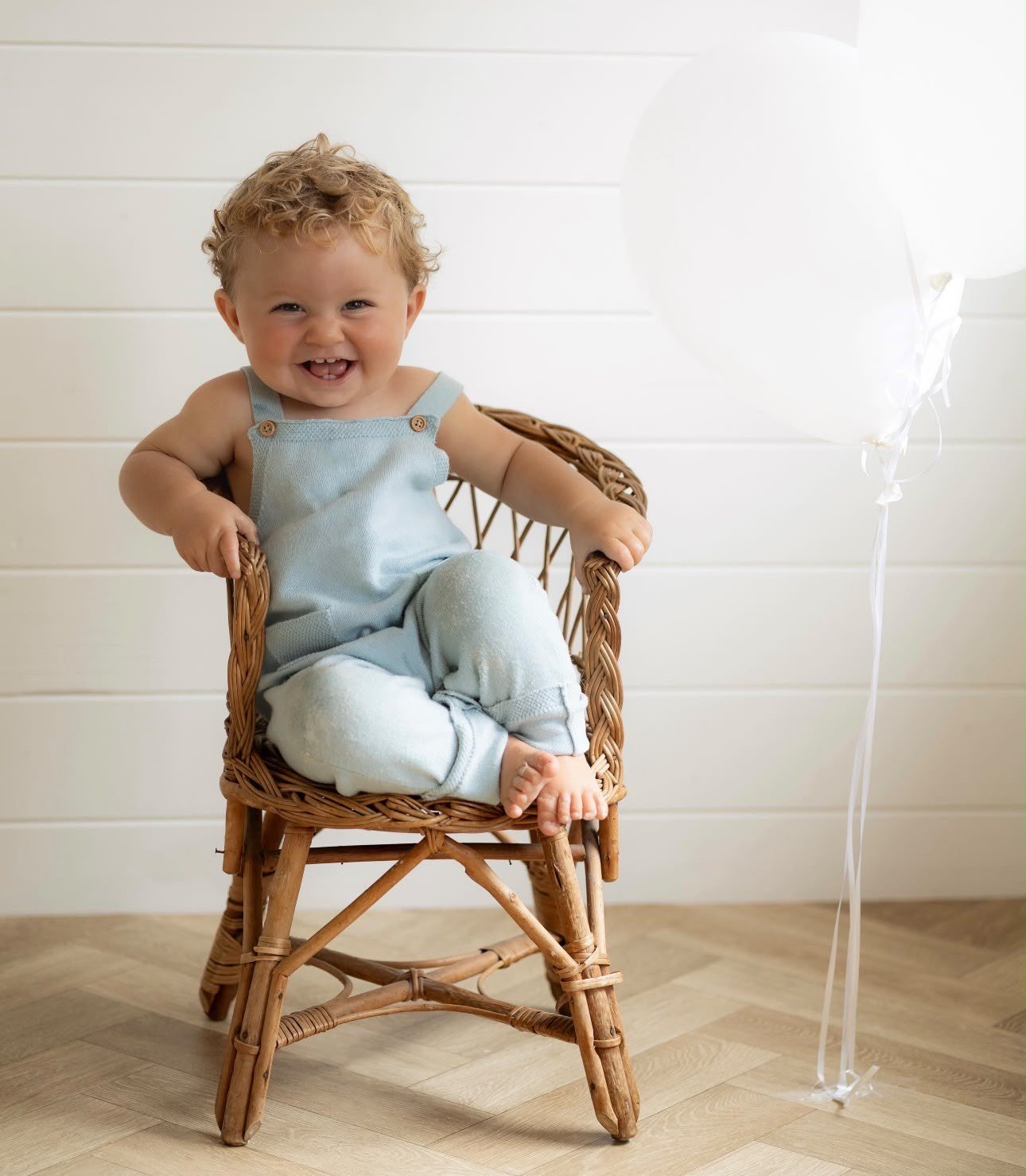 Baby photography by Freya Photography